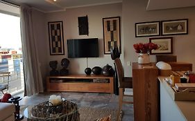 Harbour Bridge Suite 220